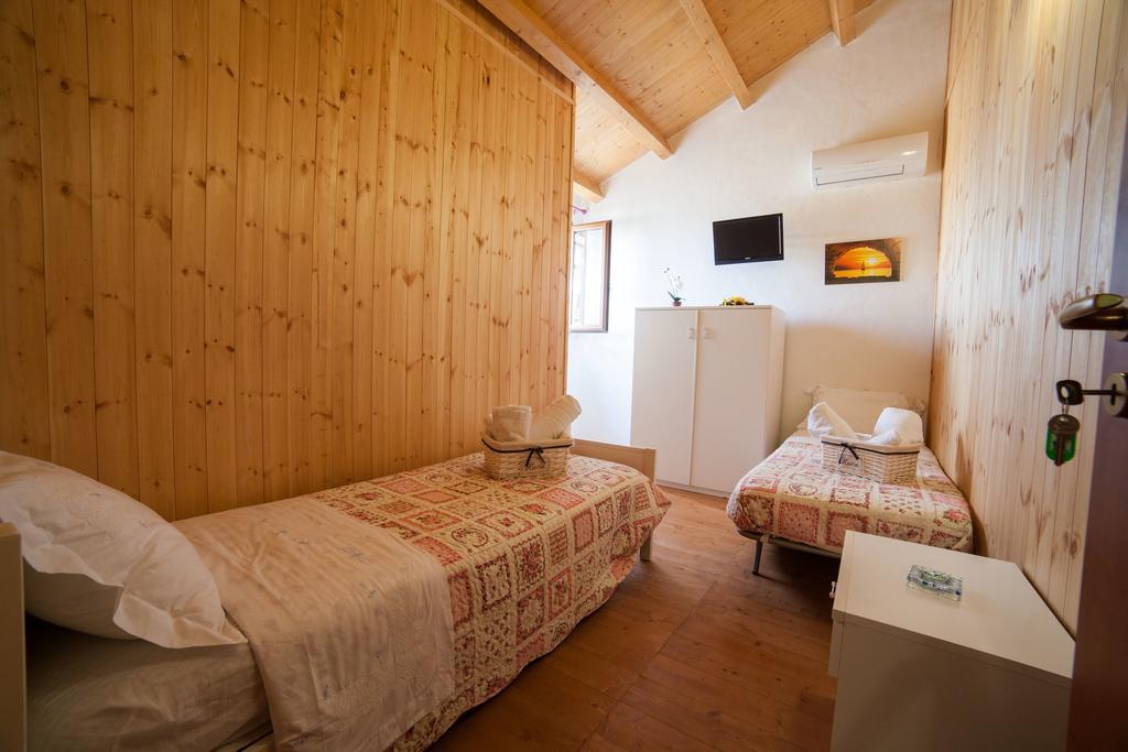 Bed and Breakfast Acqua Di Mare Locogrande Zimmer foto